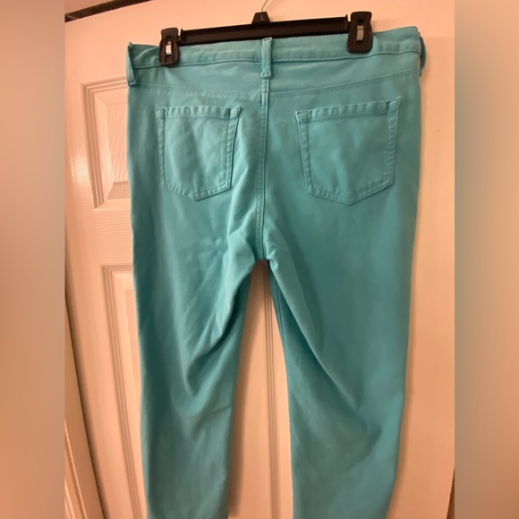 Women’s Turquoise Capri Pants Sz 10 by Bandolino - Picture 3 of 4